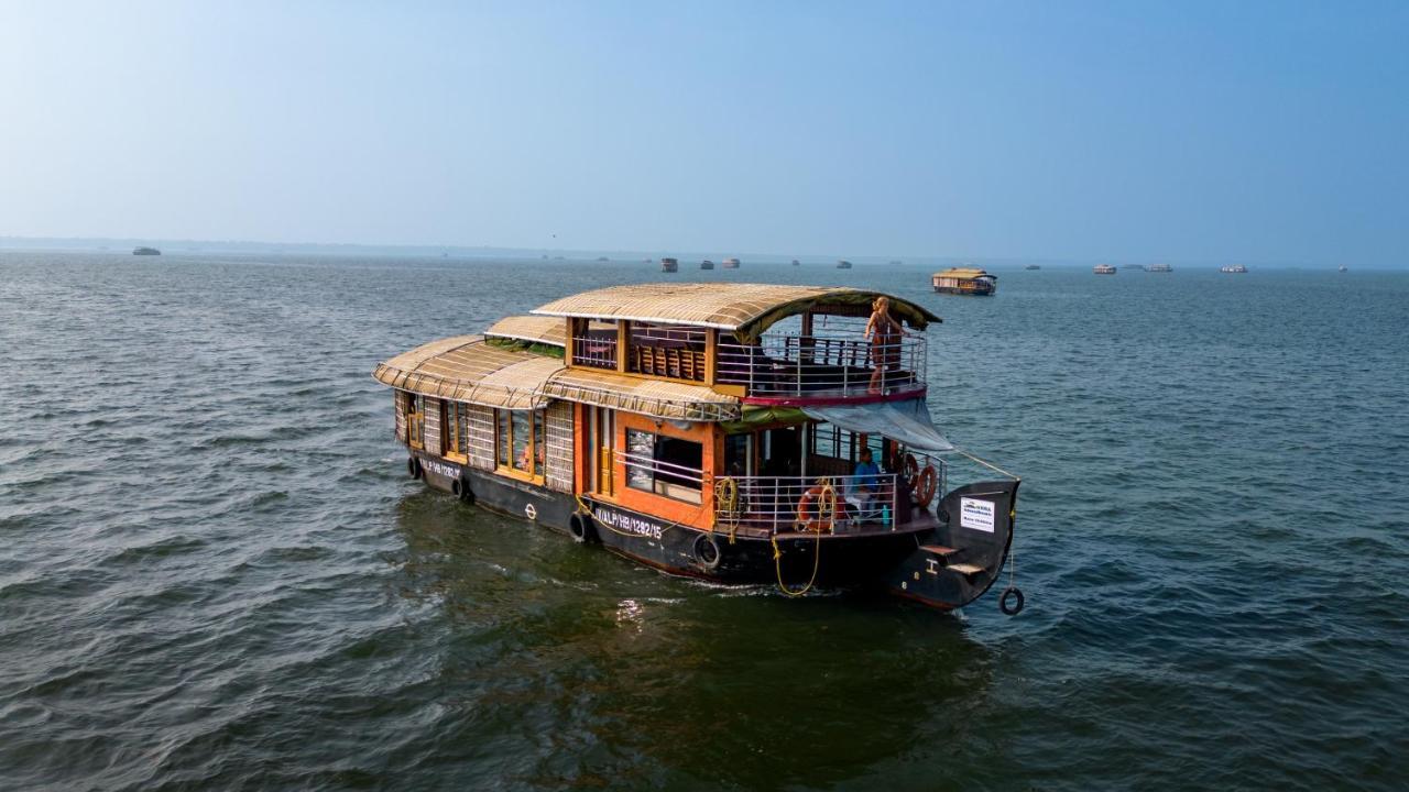 Kera Houseboats Alleppey Alappuzha Exteriör bild
