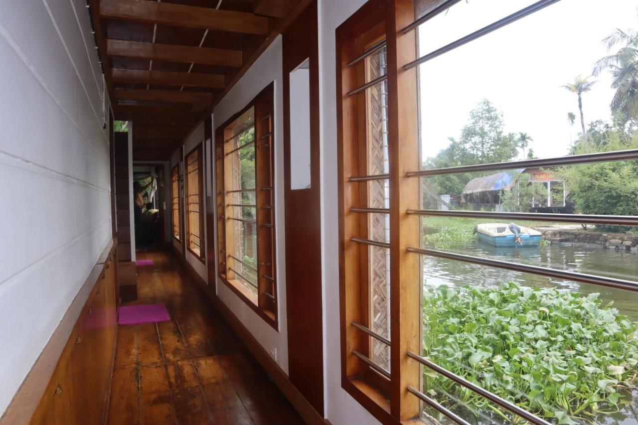 Kera Houseboats Alleppey Alappuzha Exteriör bild
