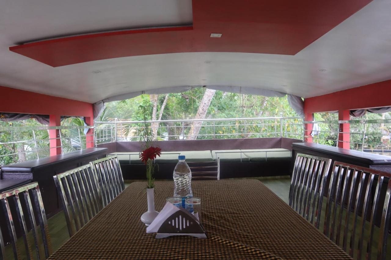 Kera Houseboats Alleppey Alappuzha Exteriör bild